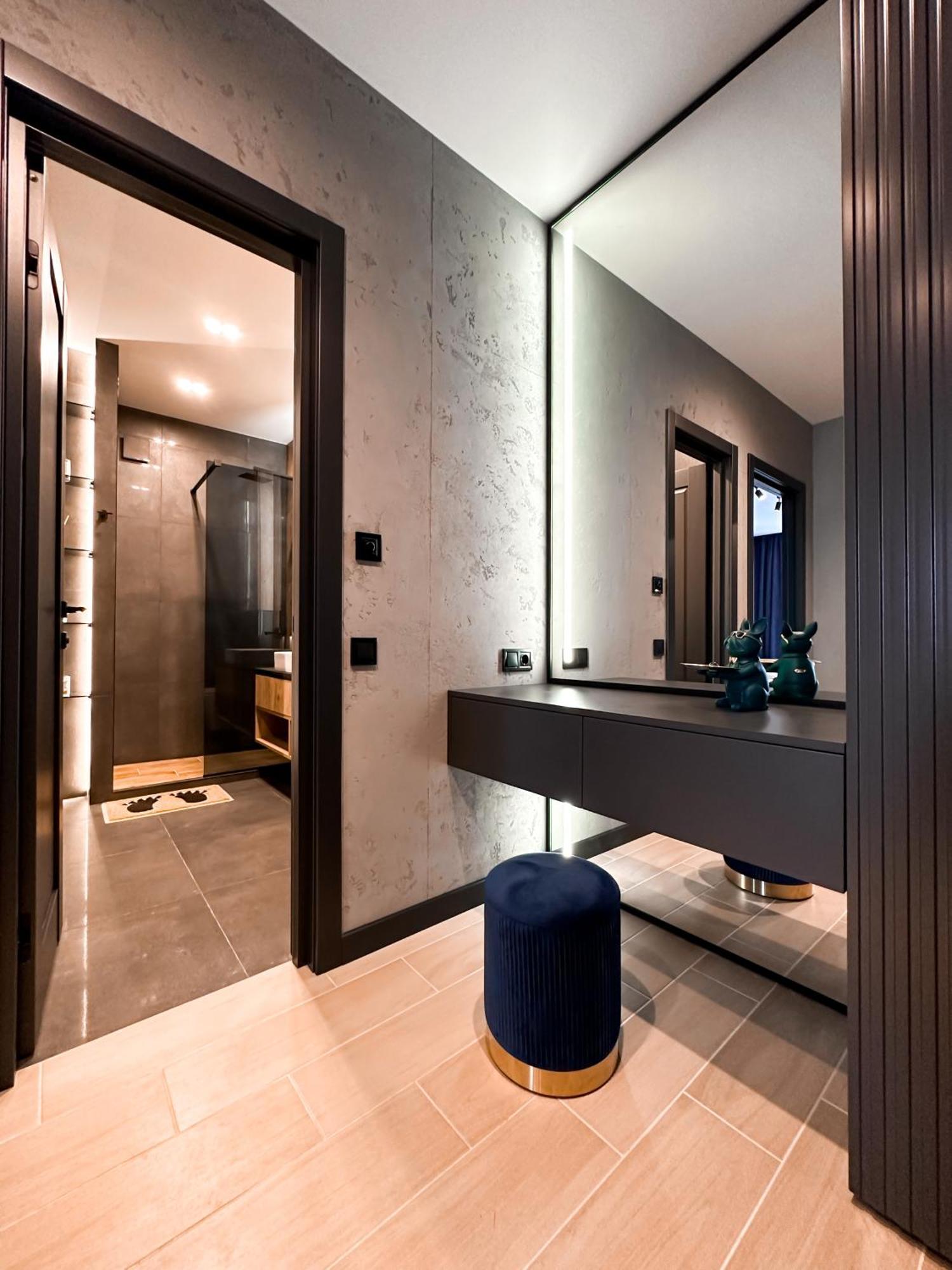 Royal 2 Apartments On Shevchenka 38 Str Львов Экстерьер фото